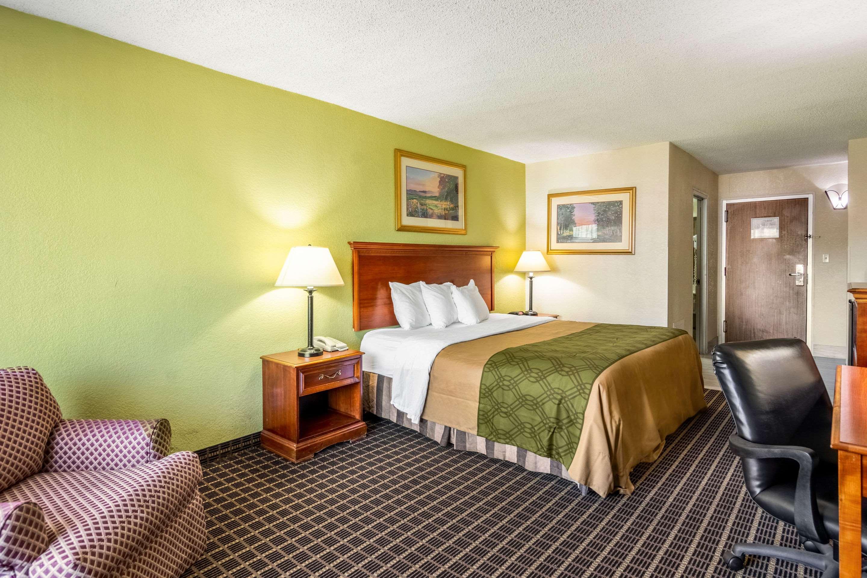 Rodeway Inn Central Richmond Eksteriør billede