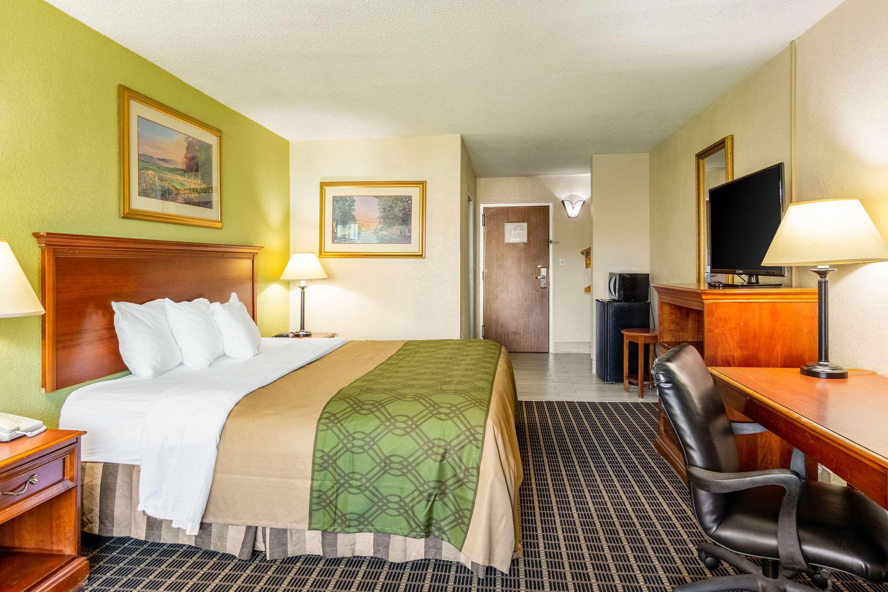 Rodeway Inn Central Richmond Eksteriør billede